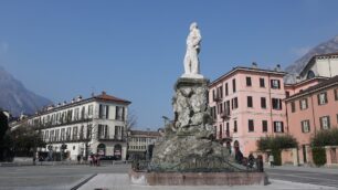 Piazza_Cermenati