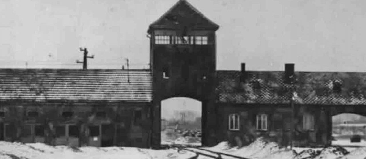 Immagine di un campo di concentramento