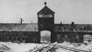Immagine di un campo di concentramento